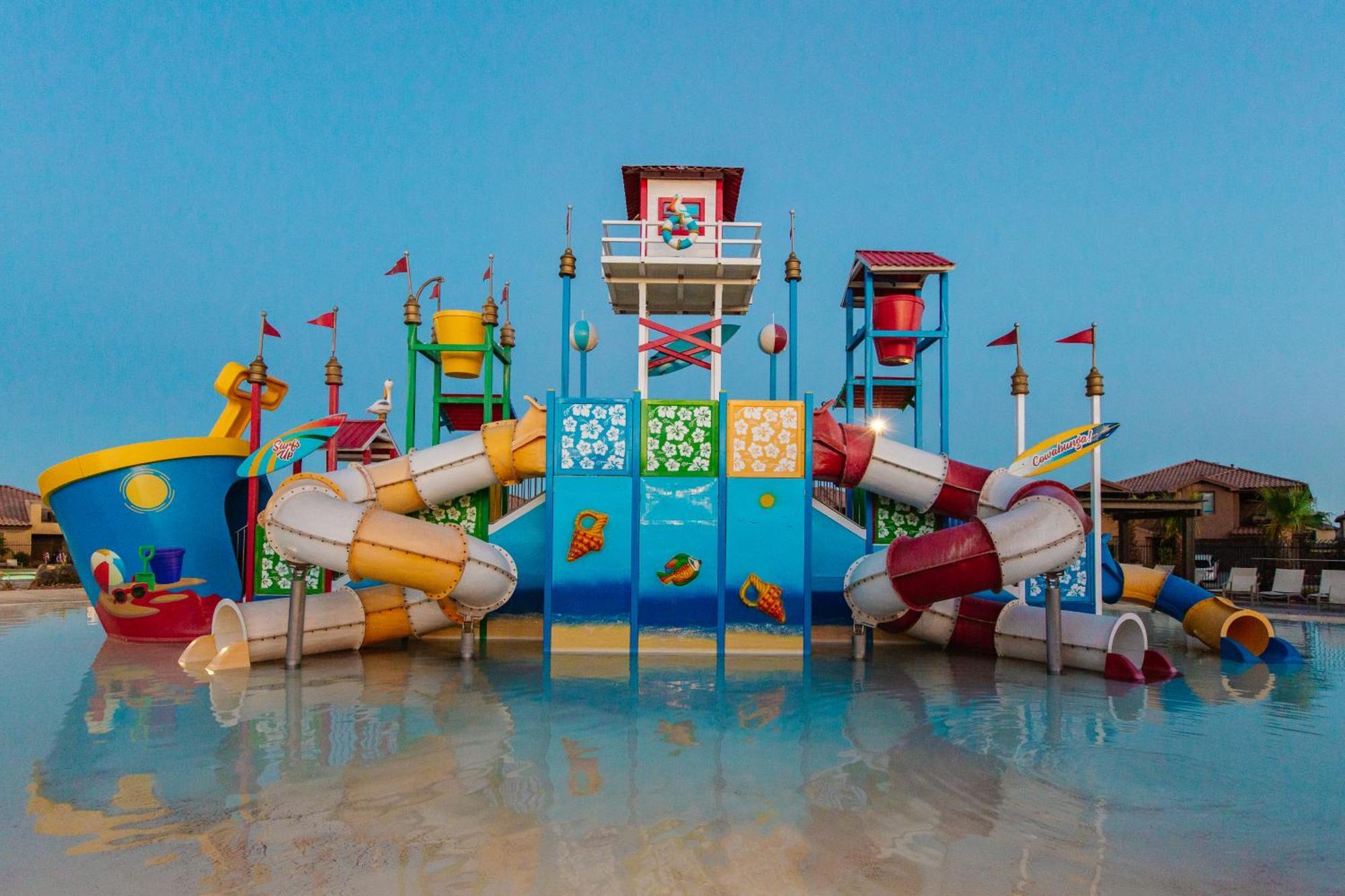 Paradise Village 36 Bunk Beds, Bbq Grill, Community Resort Style Pool And Water Park Santa Clara Dış mekan fotoğraf